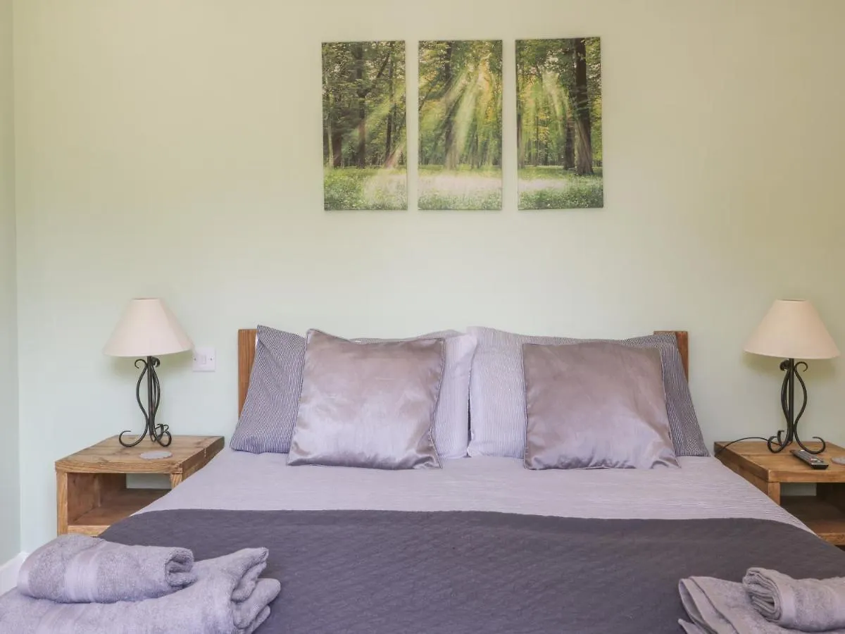 Bluebell Wood Villa Driffield Vakantiehuis